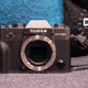 Illustration for article titled Fujifilms X-T30 Mirrorless Camera Is a Little Fussy, But Absolutely Gorgeous